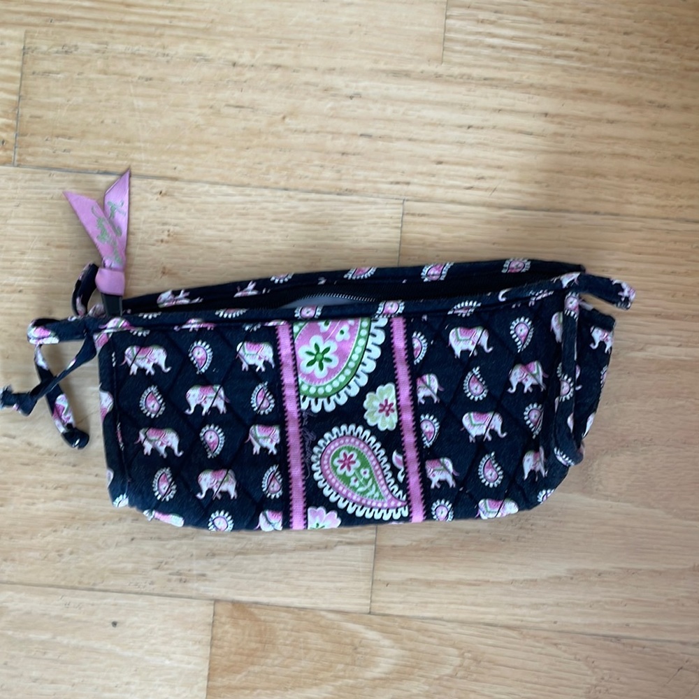 Very Bradley small cosmetics bag. Pink elephant pattern